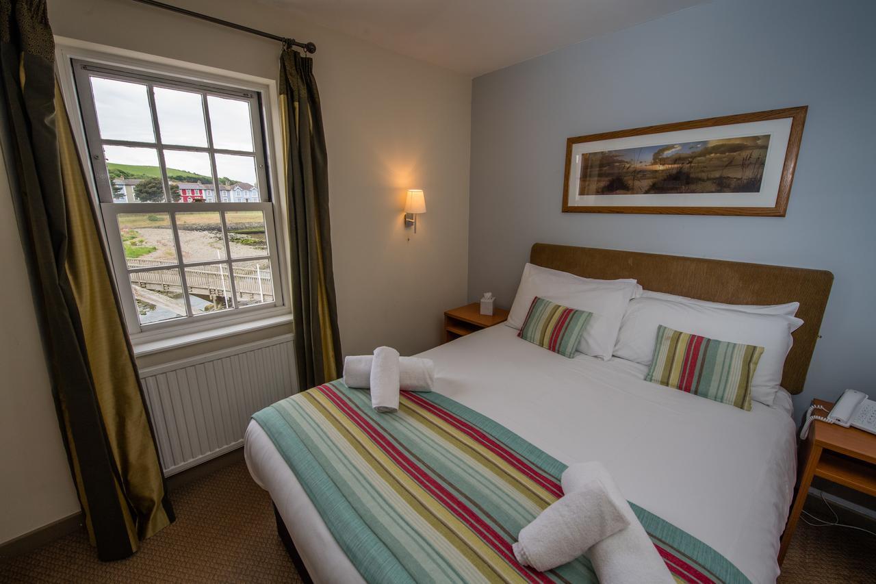 Monachty Hotel Aberaeron Buitenkant foto