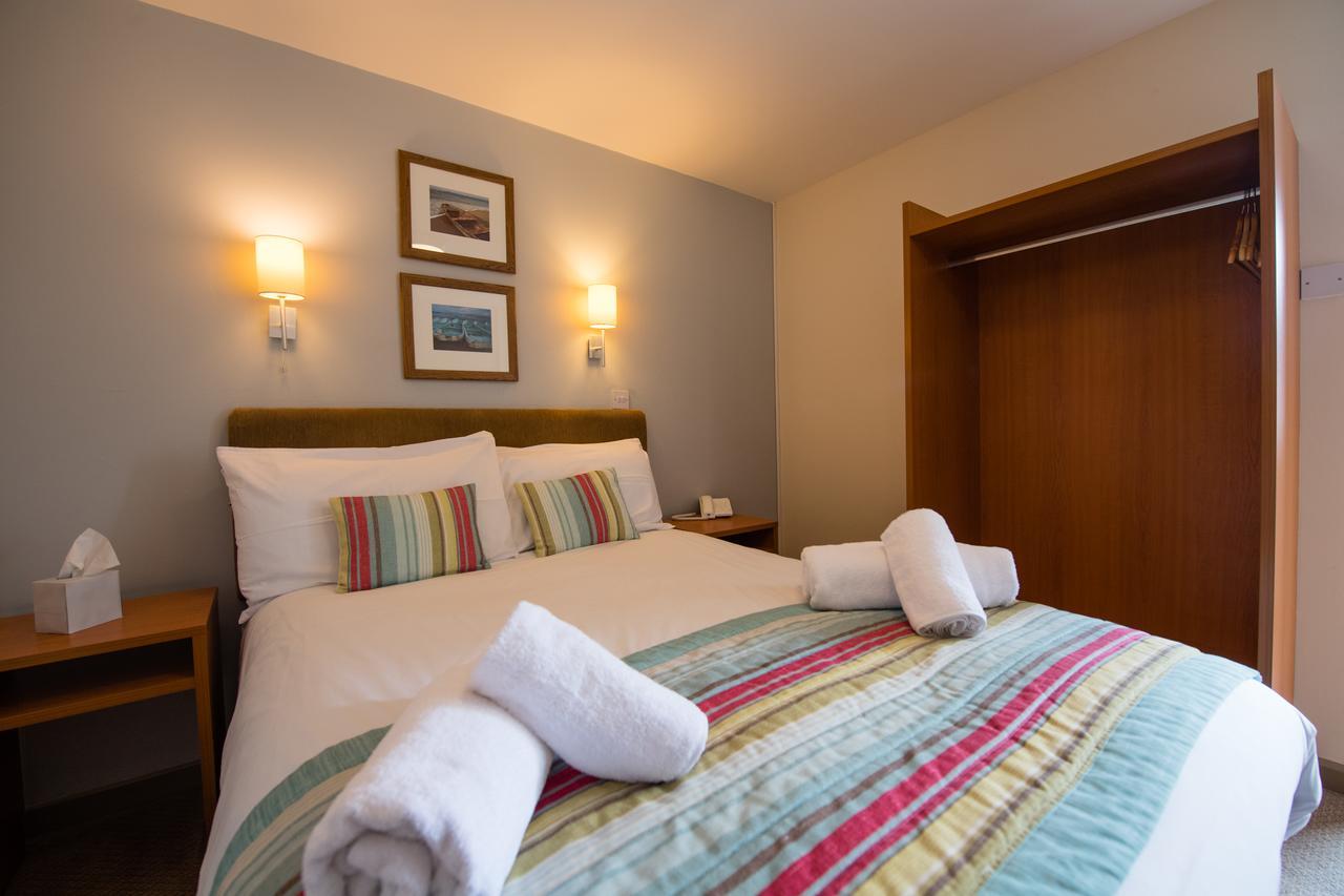Monachty Hotel Aberaeron Buitenkant foto