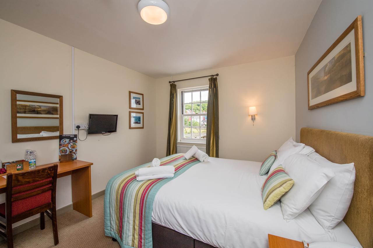 Monachty Hotel Aberaeron Buitenkant foto